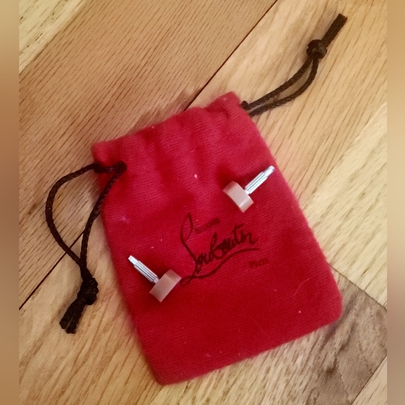 Christian Louboutin Rolando heels patent calf w/ original box & extra heel taps. - Picture 4 of 16